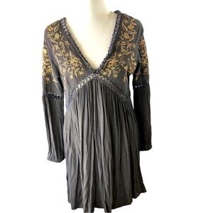 En Crème Popover Top Dress Women M Gray with Gold Metallic Thread Embroidery